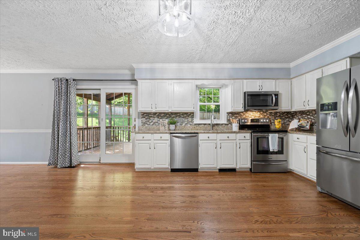 BALLENGER CREEK MEADOWS - Residential