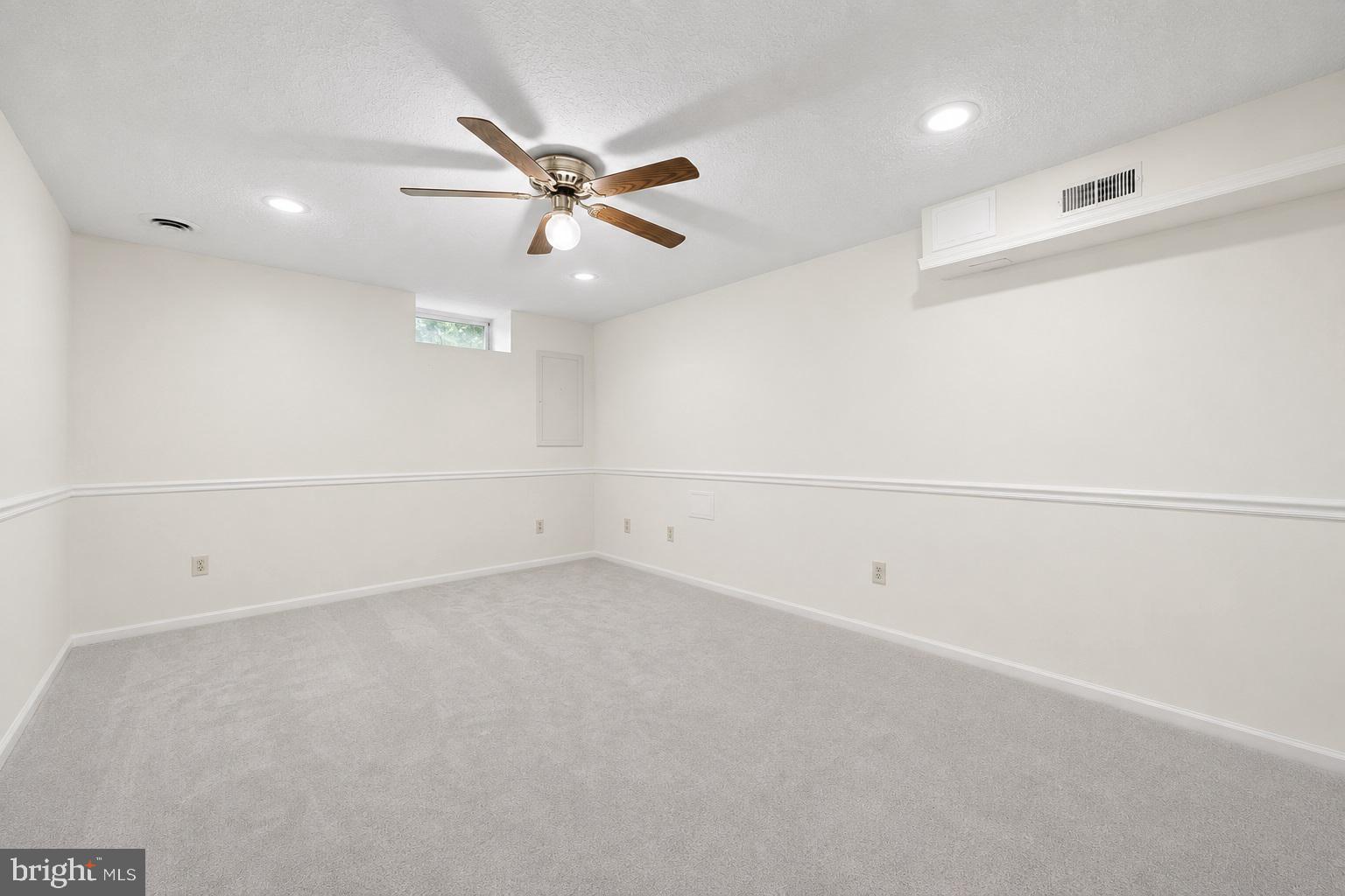 BALLENGER CREEK MEADOWS - Residential