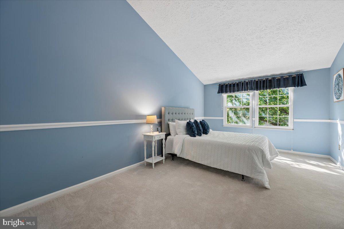 BALLENGER CREEK MEADOWS - Residential