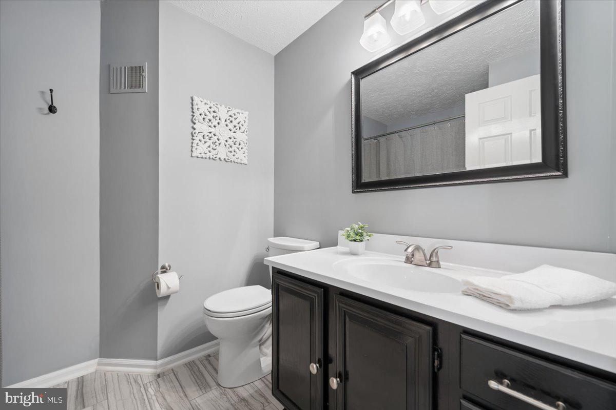 BALLENGER CREEK MEADOWS - Residential