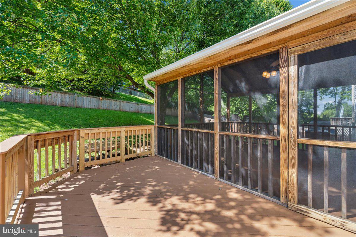 BALLENGER CREEK MEADOWS - Residential