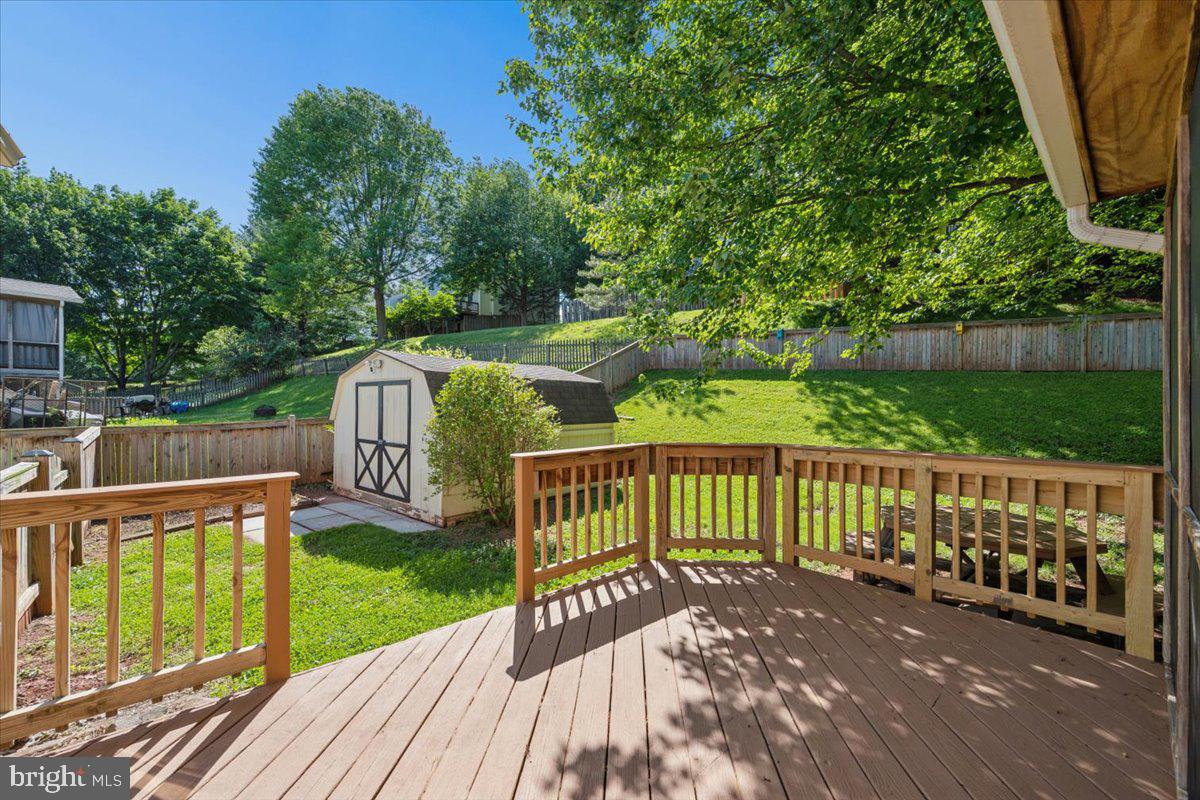 BALLENGER CREEK MEADOWS - Residential