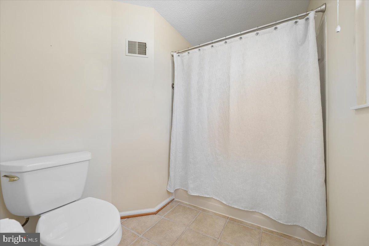 BALLENGER CREEK MEADOWS - Residential