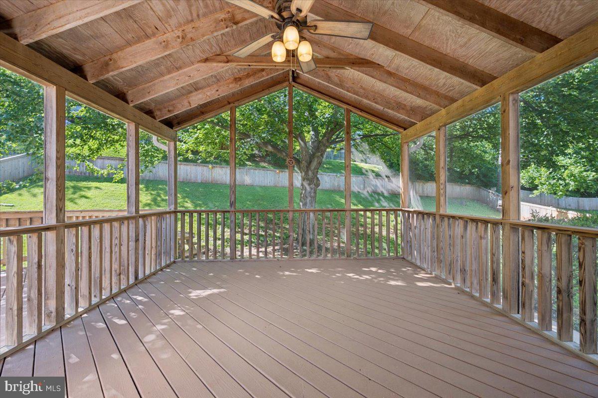 BALLENGER CREEK MEADOWS - Residential