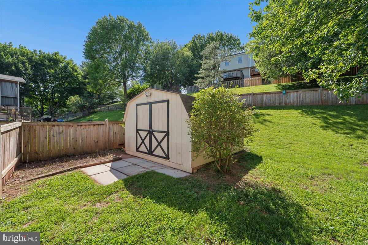 BALLENGER CREEK MEADOWS - Residential