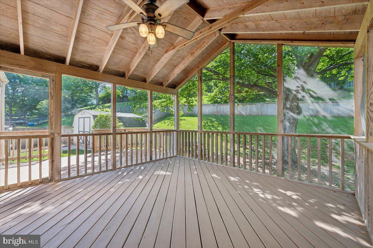 BALLENGER CREEK MEADOWS - Residential