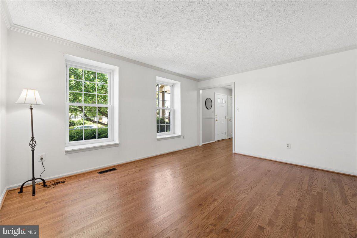 BALLENGER CREEK MEADOWS - Residential