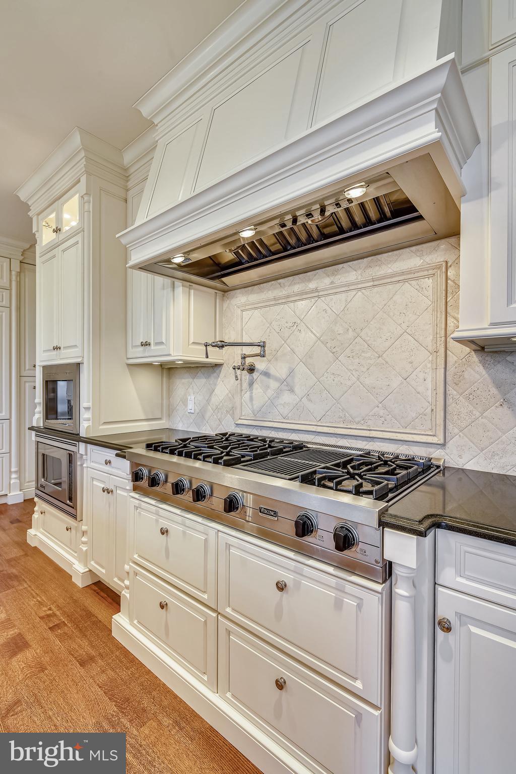 SOUTH RIVER LANDING - Residential