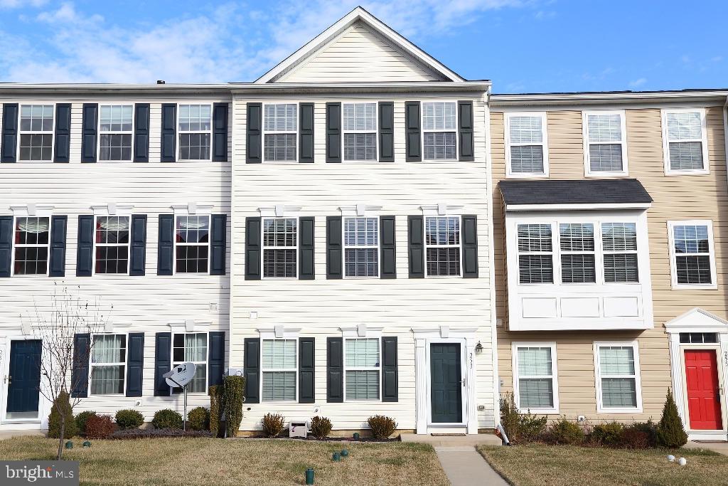 HAWTHORNE RIDGE - Residential