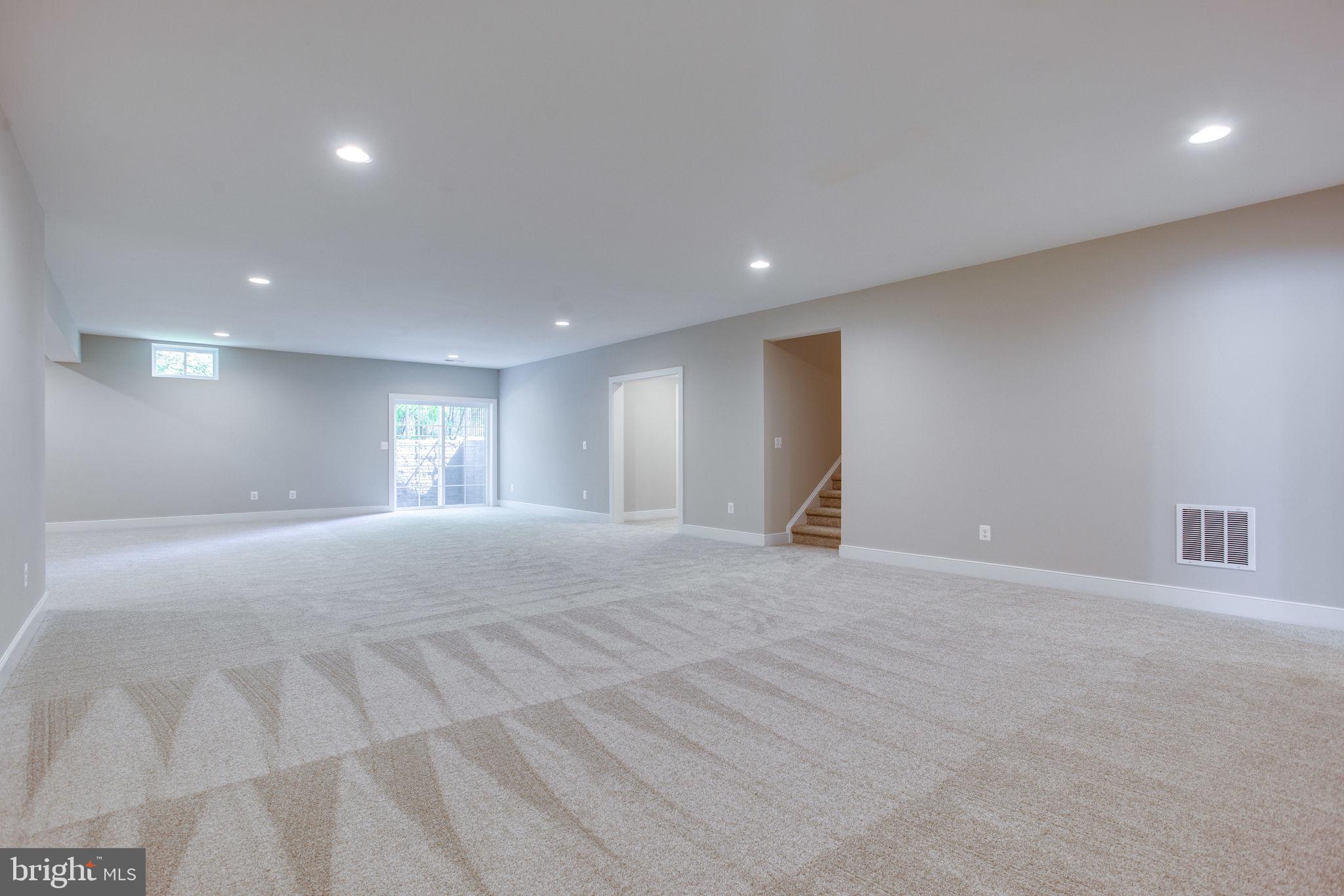 LITTLE VIENNA ESTATES - Residential