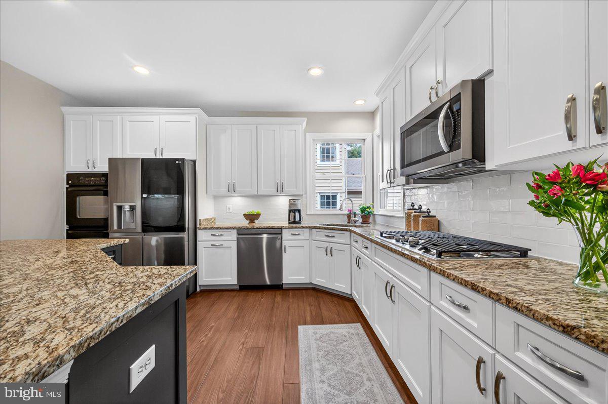 MAPLE HILL ESTATES - Residential