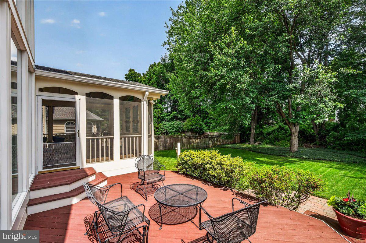 MAPLE HILL ESTATES - Residential