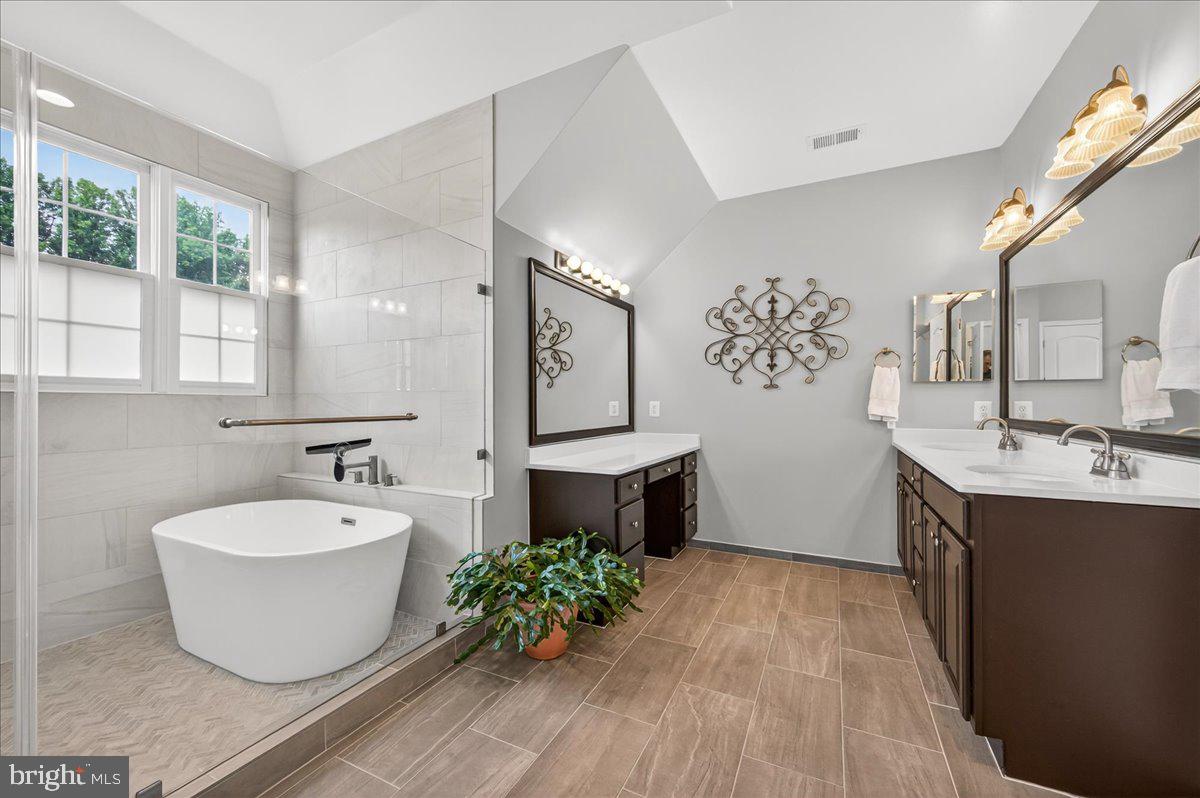 MAPLE HILL ESTATES - Residential