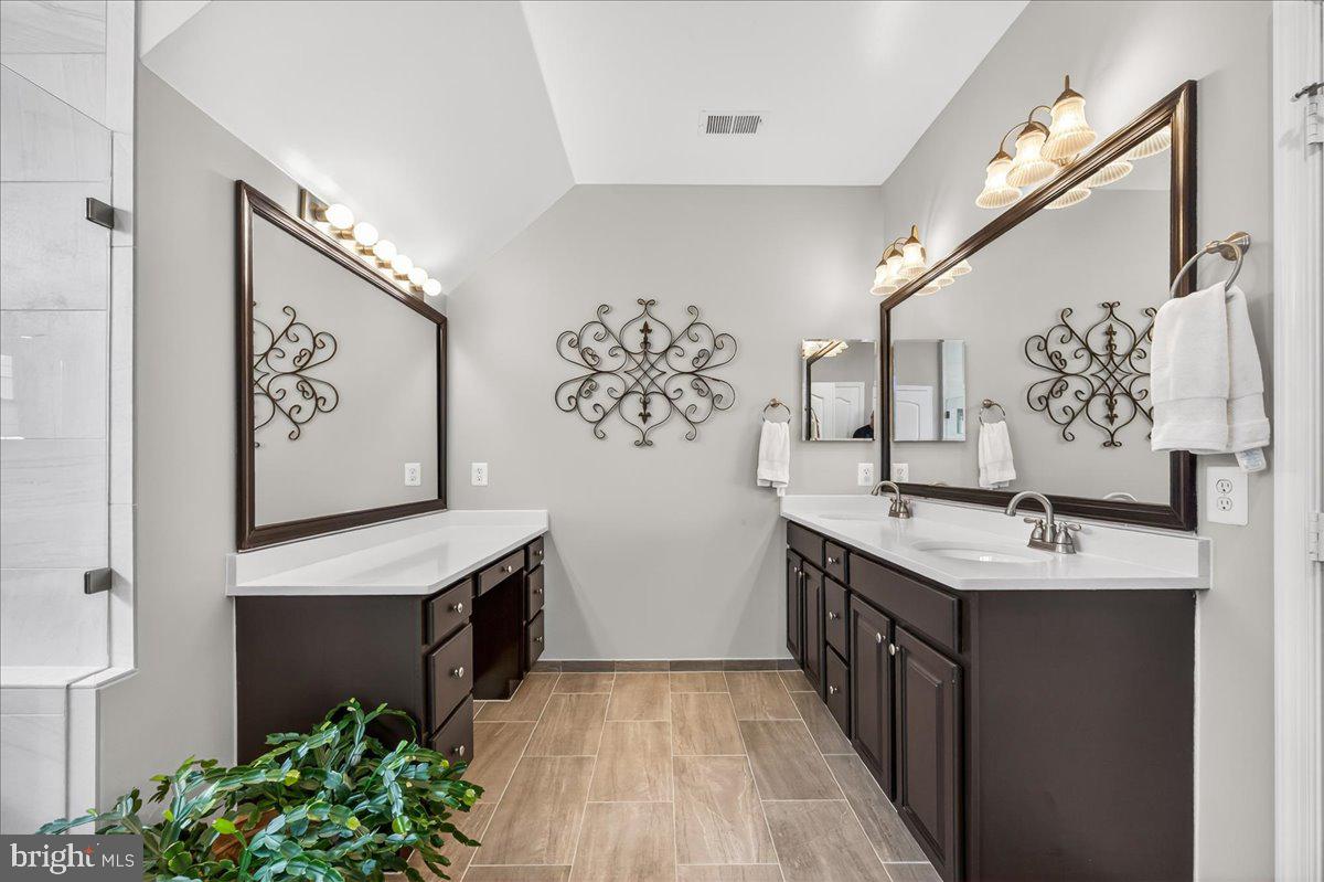 MAPLE HILL ESTATES - Residential