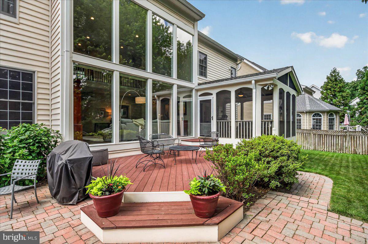 MAPLE HILL ESTATES - Residential