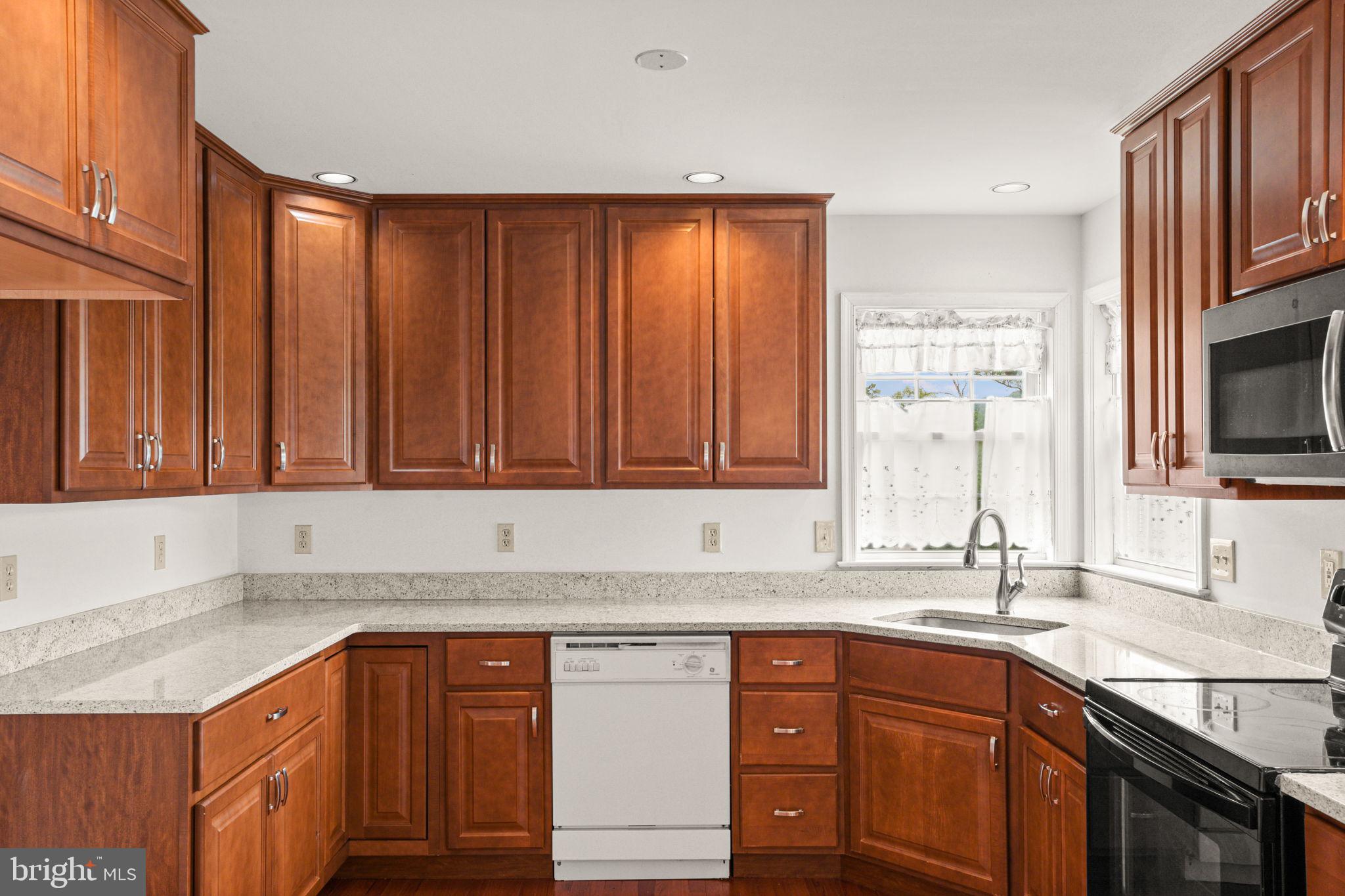 JACOBS CREEK - Residential