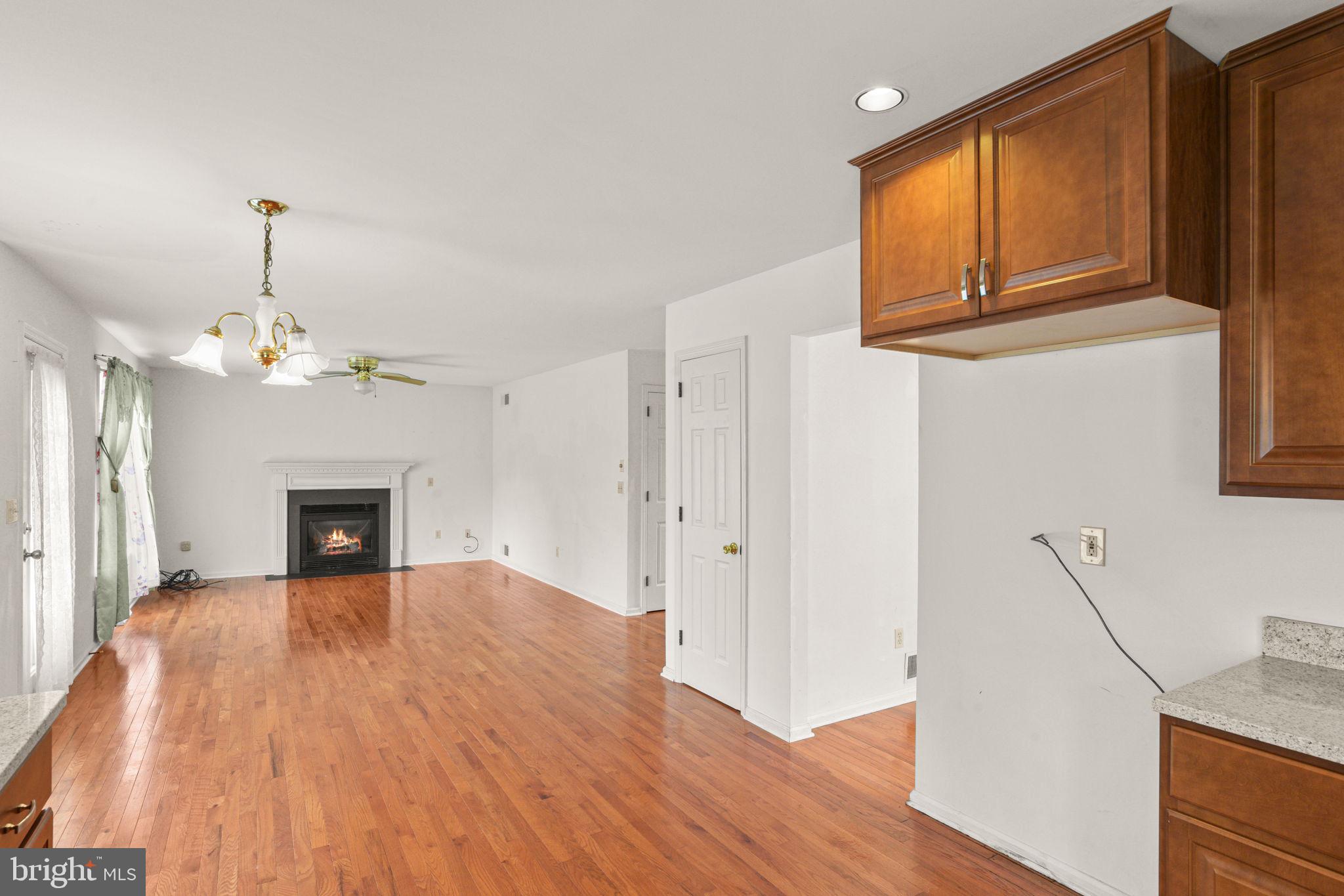 JACOBS CREEK - Residential