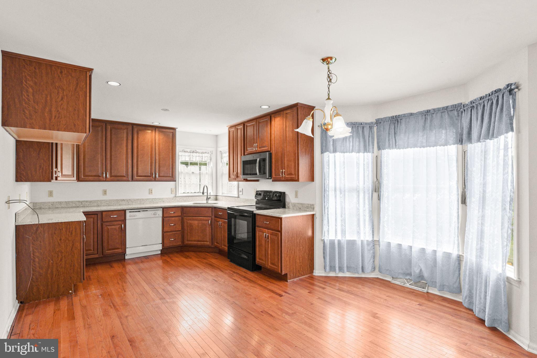 JACOBS CREEK - Residential