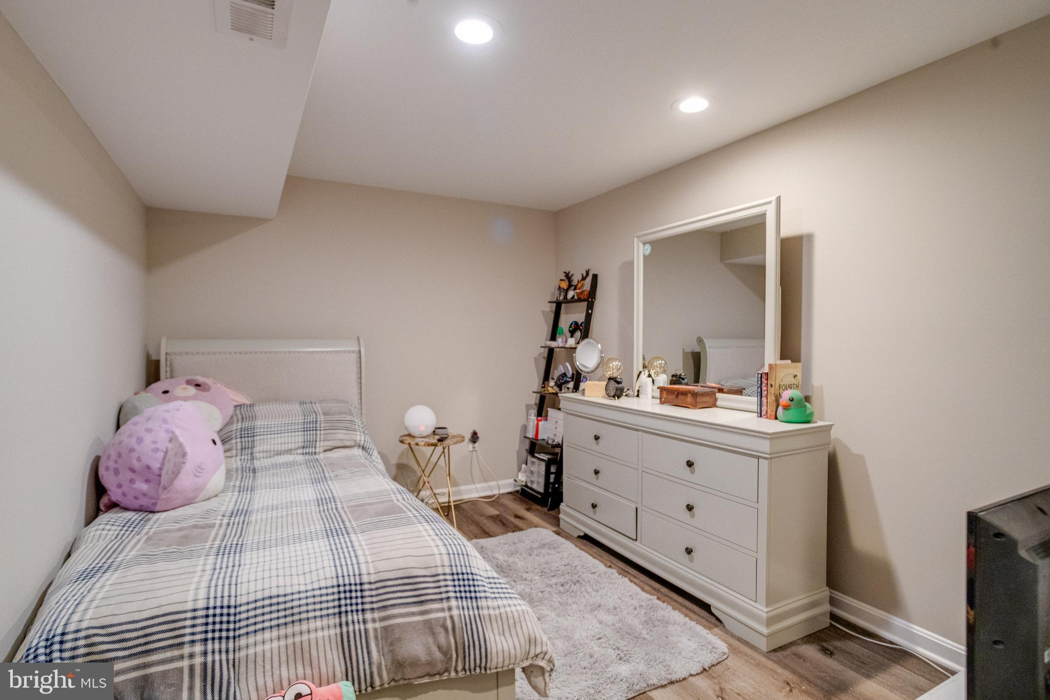 WRIGHT - Residential