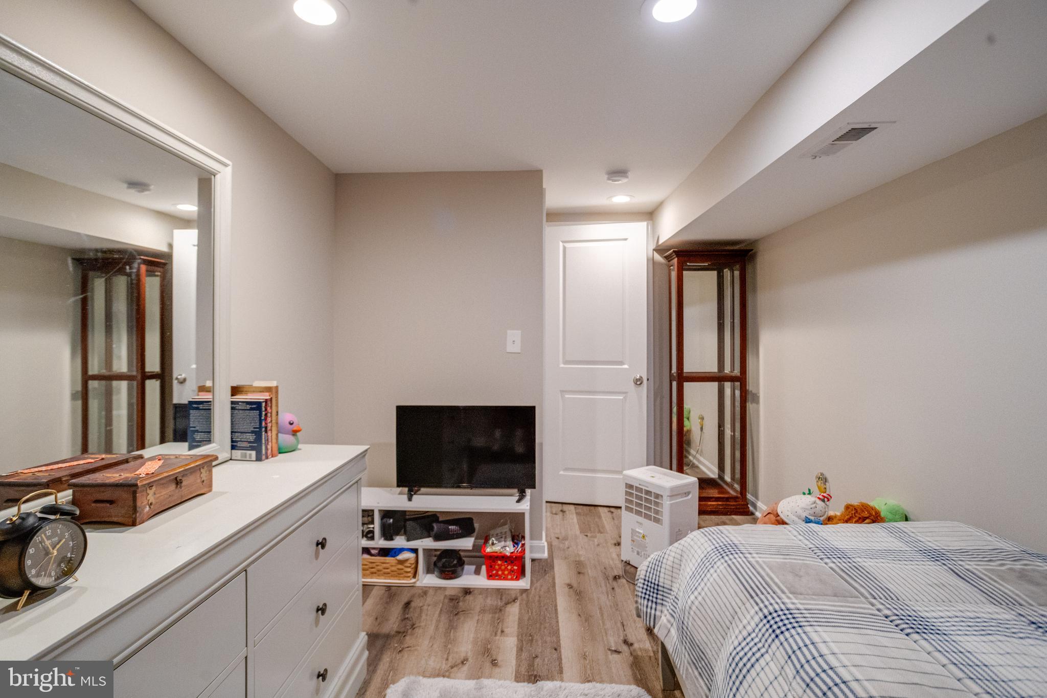 WRIGHT - Residential