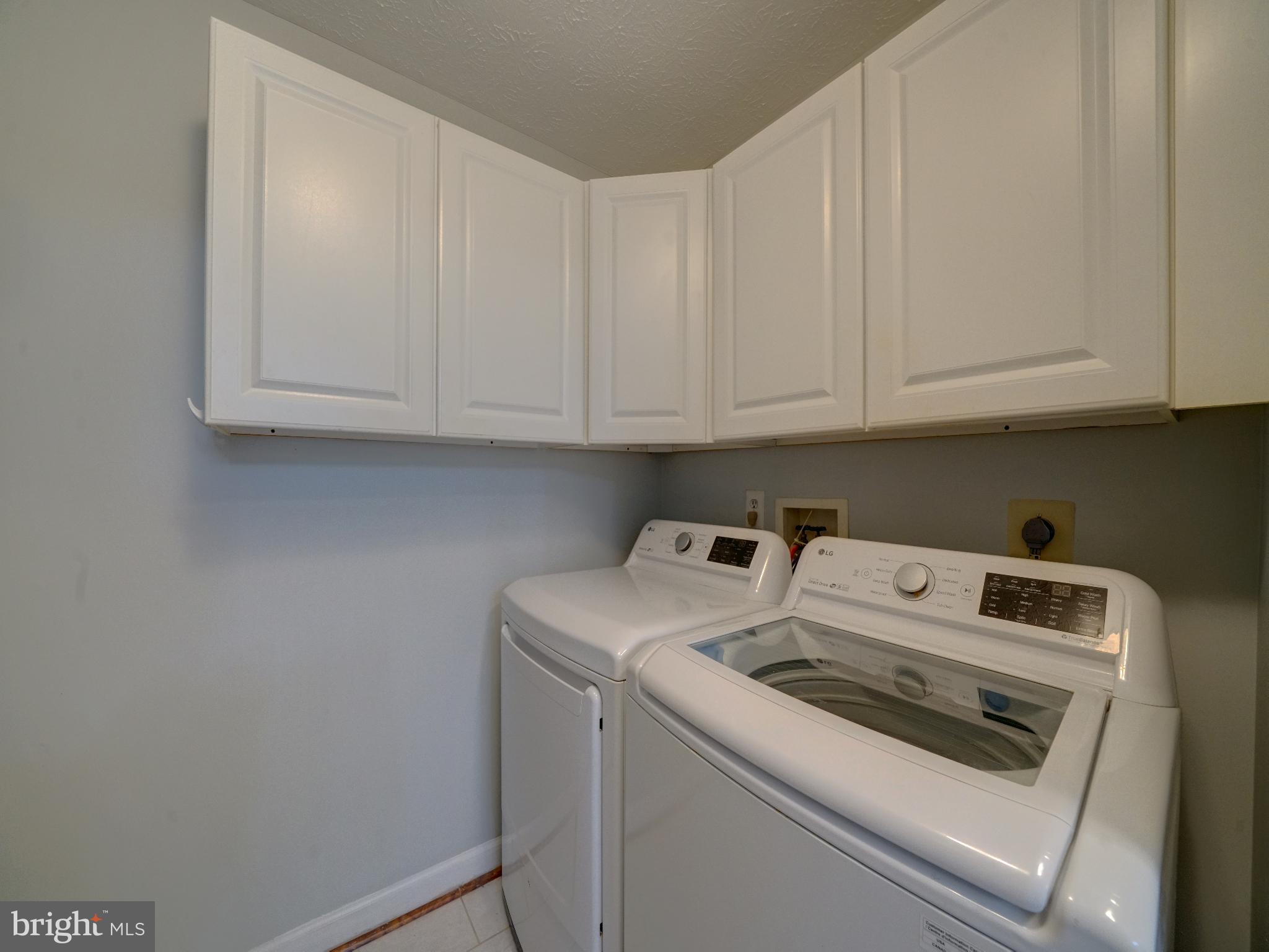 PINEY ORCHARD - Residential