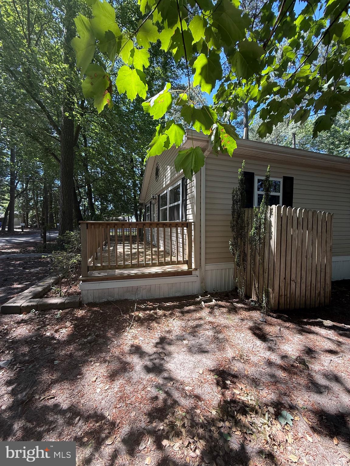 WHITE HOUSE BEACH - Residential