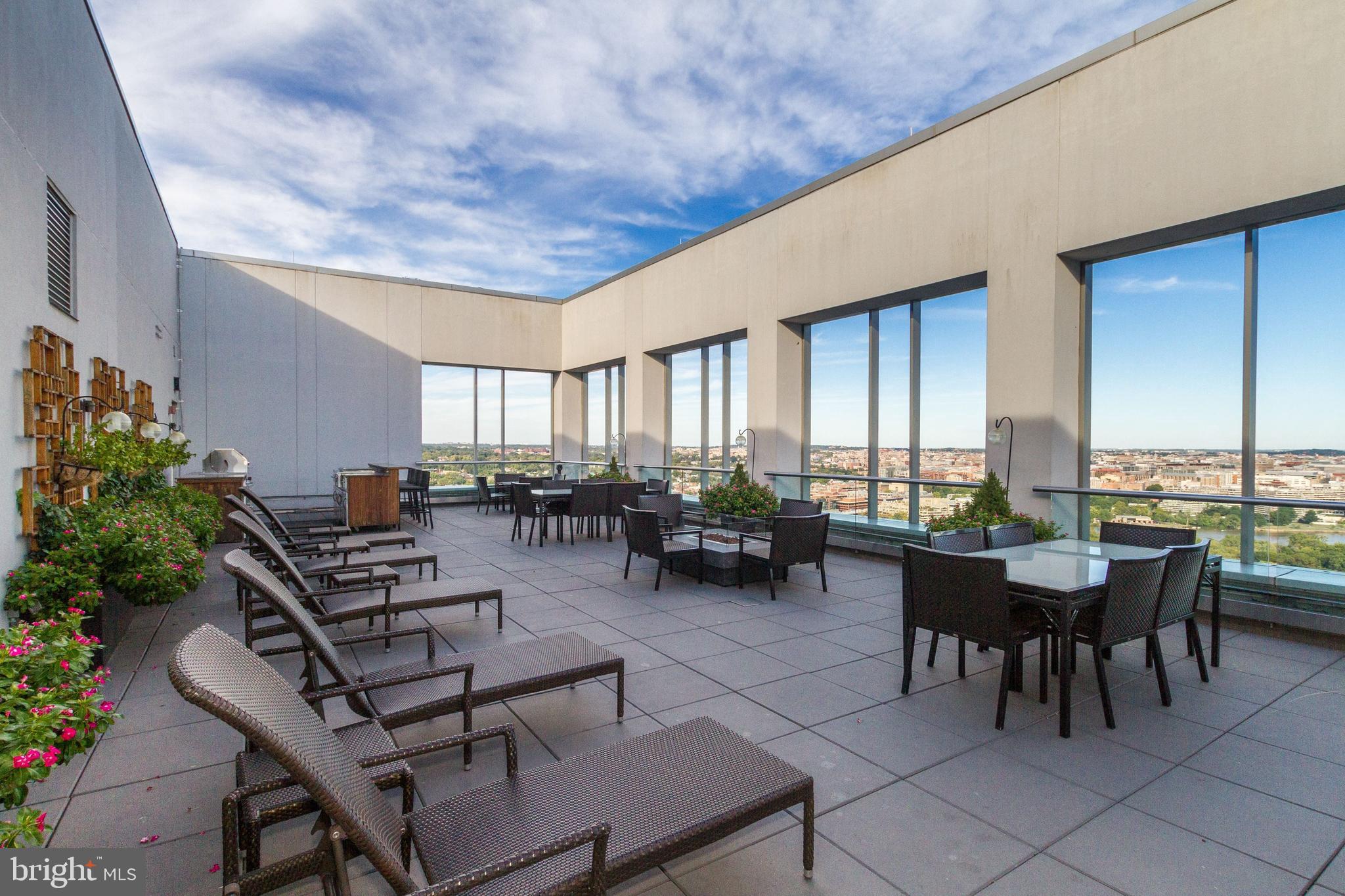 ROSSLYN - Residential