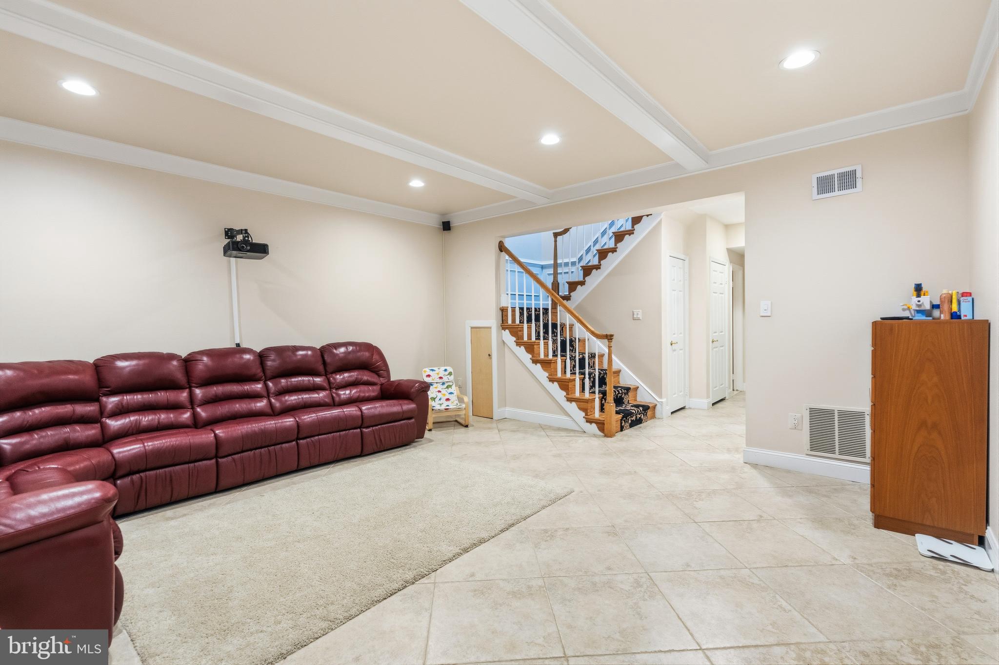 RIVERHILL - Residential