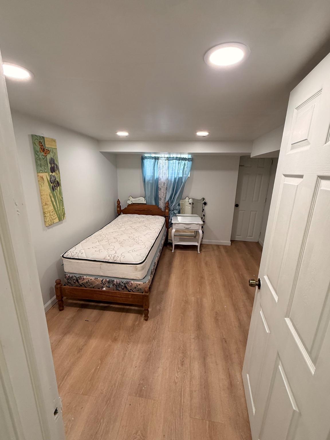 LAWNCREST - Residential