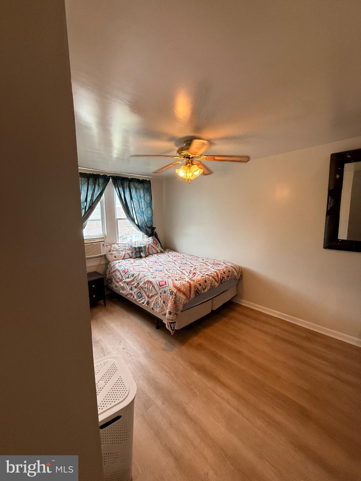 LAWNCREST - Residential