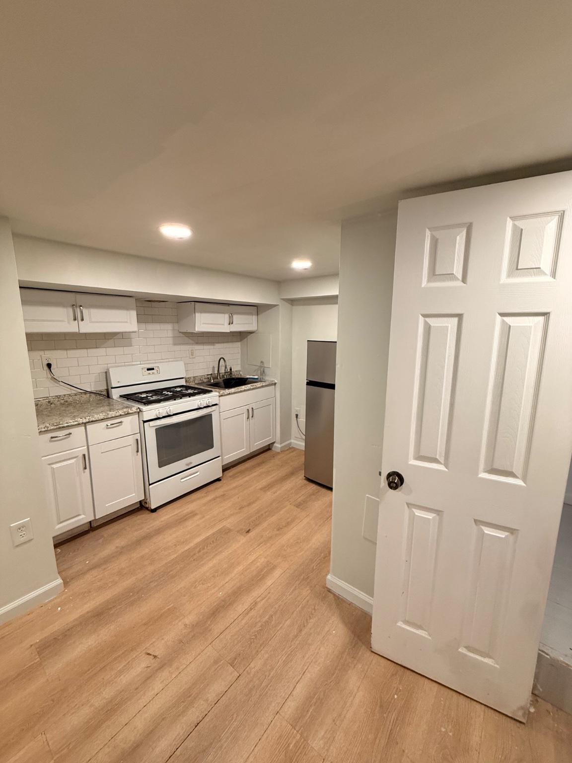 LAWNCREST - Residential