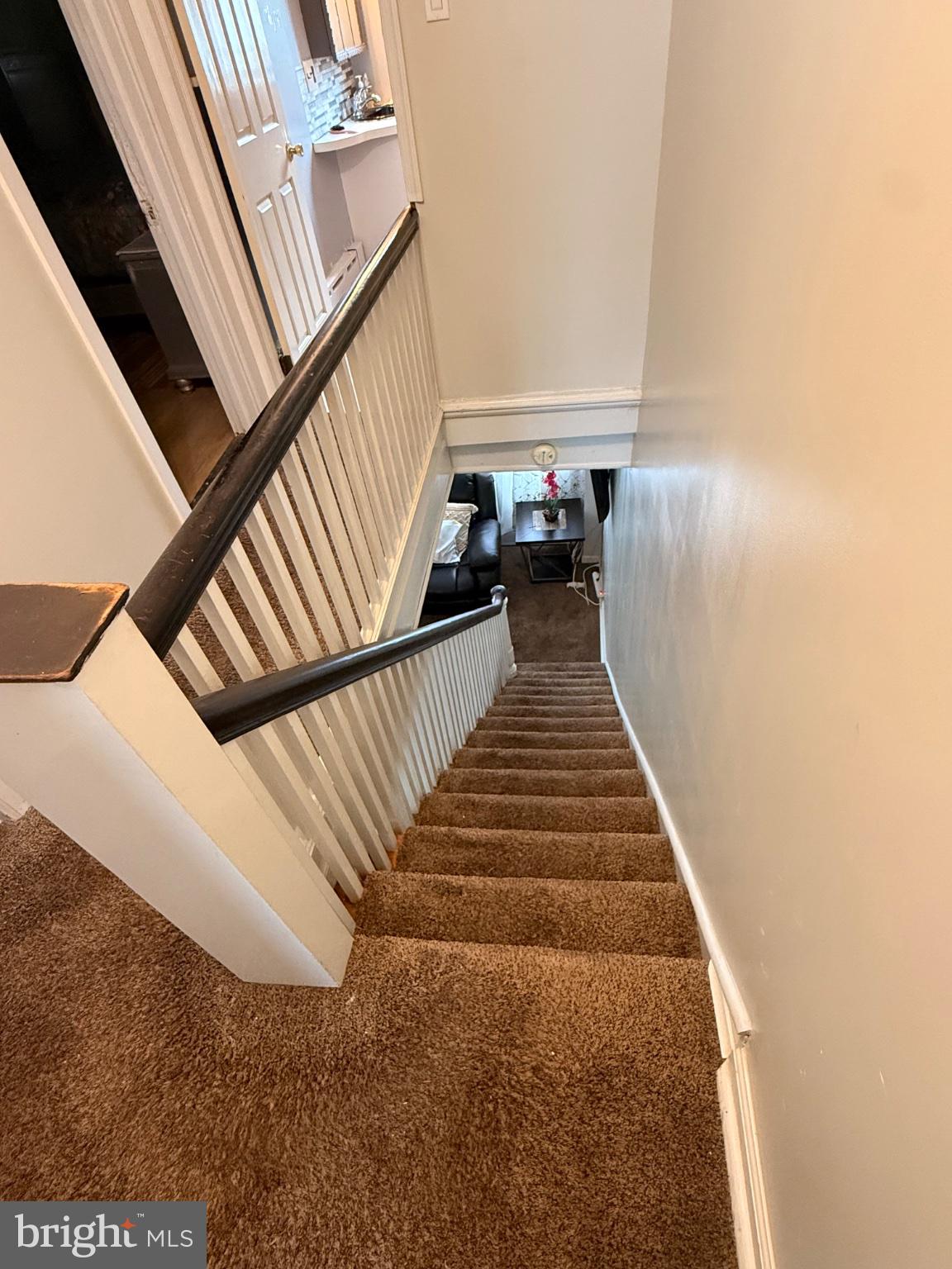 LAWNCREST - Residential