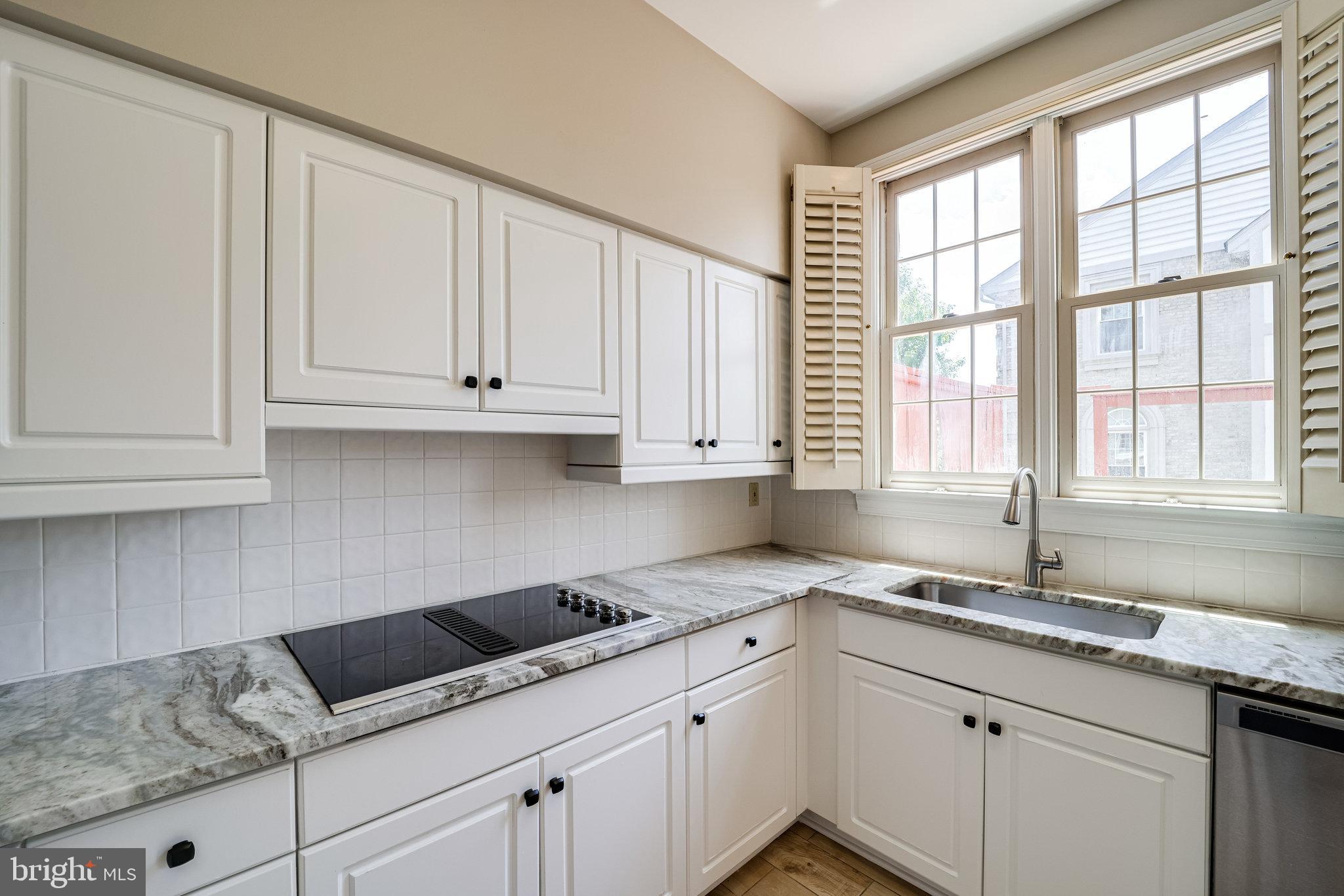 POTTERS GLEN - Residential