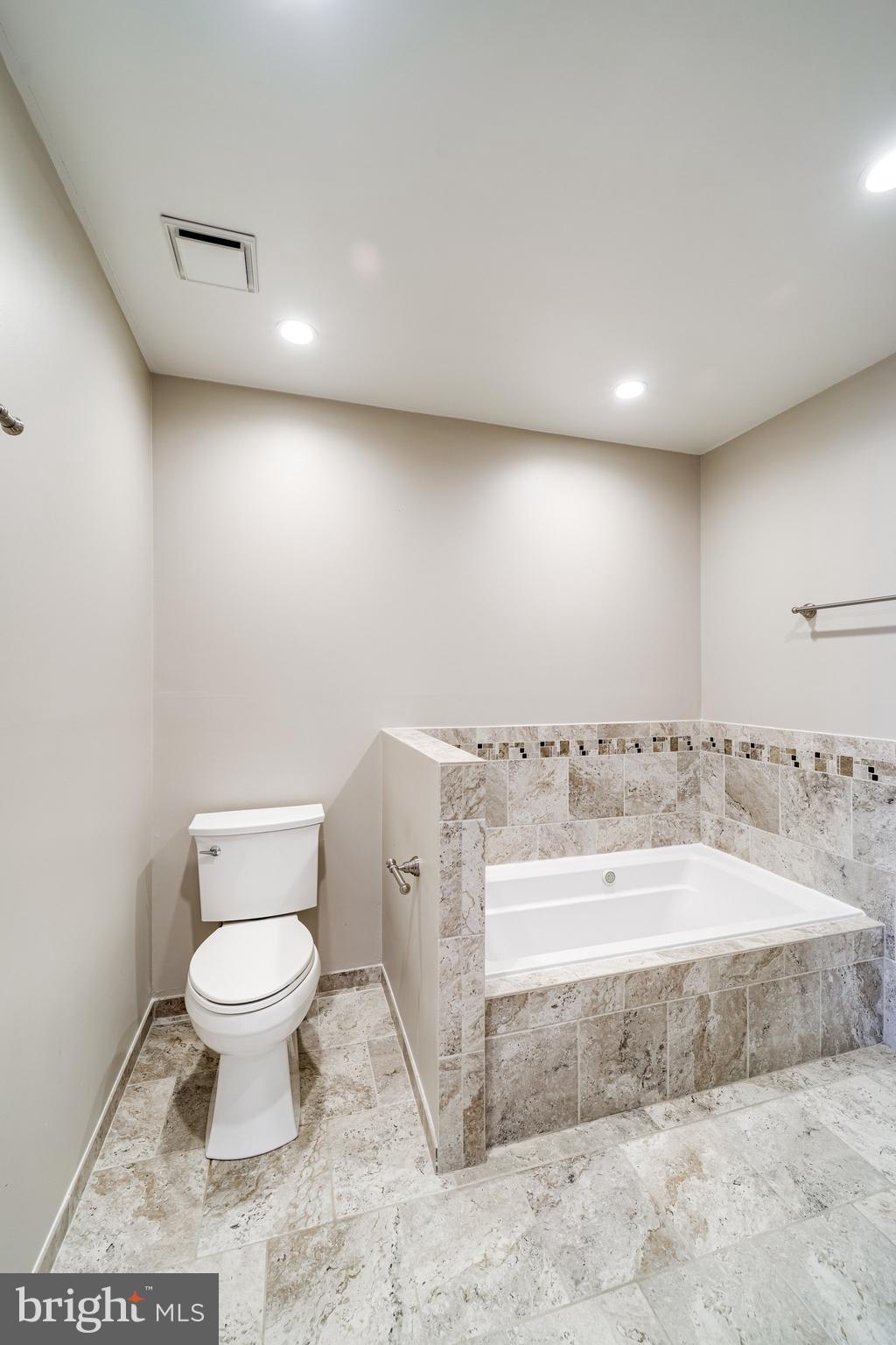 POTTERS GLEN - Residential