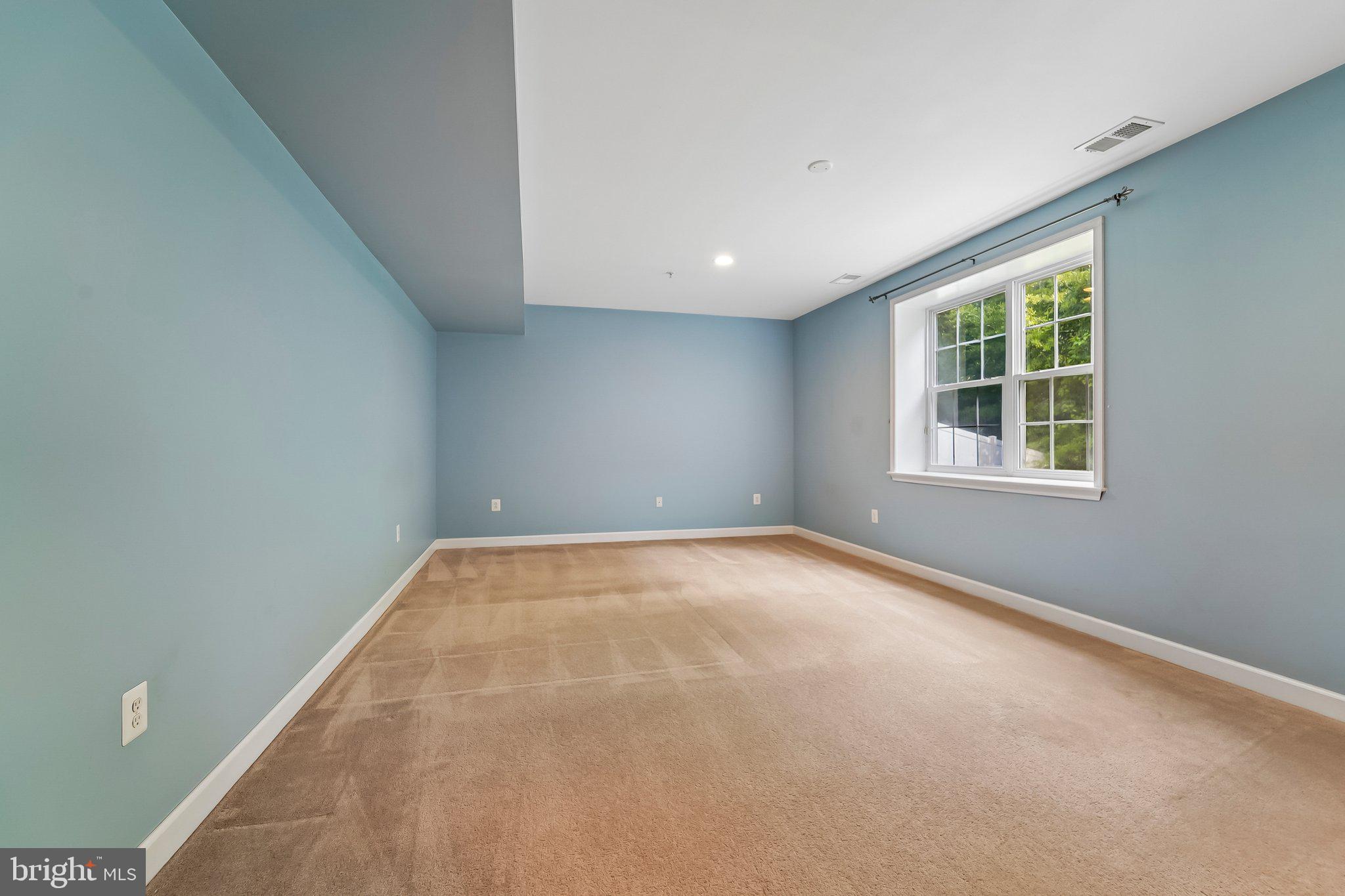 HIGHLANDS AT CLARKSBURG - Residential