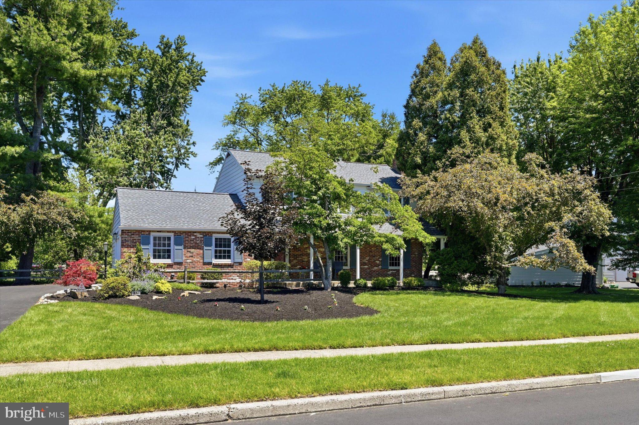 FORT WASHINGTON - Residential