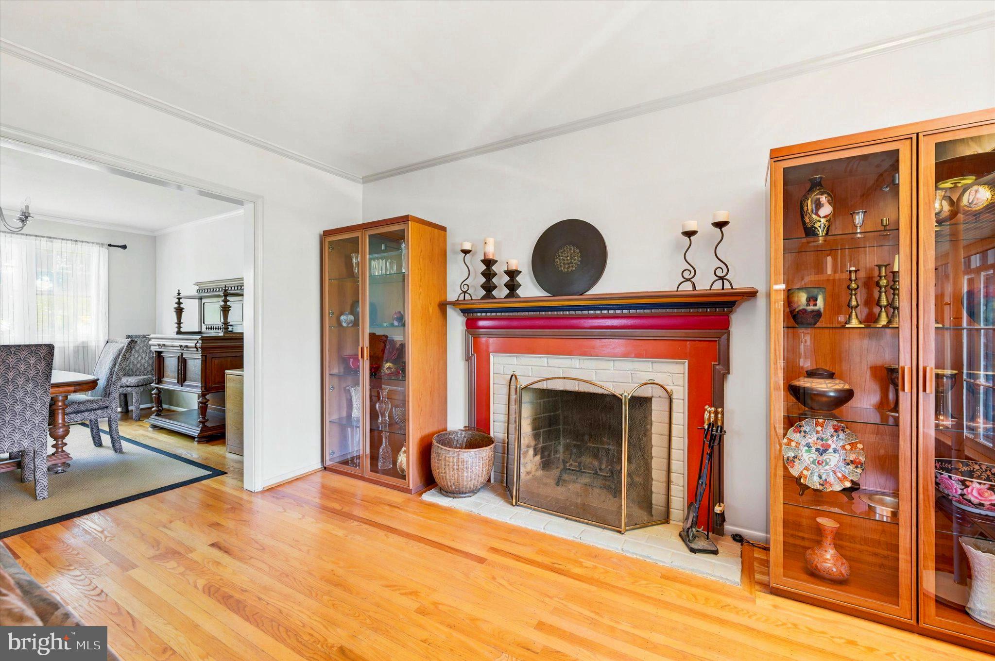FORT WASHINGTON - Residential
