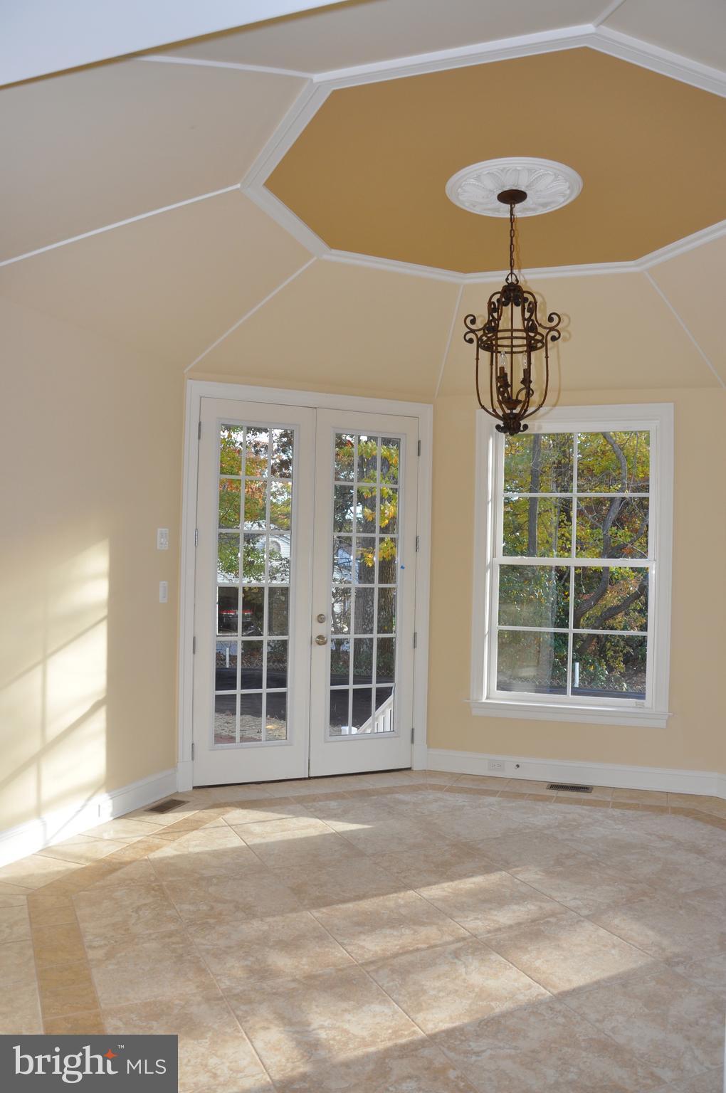 WOODHAVEN - Residential