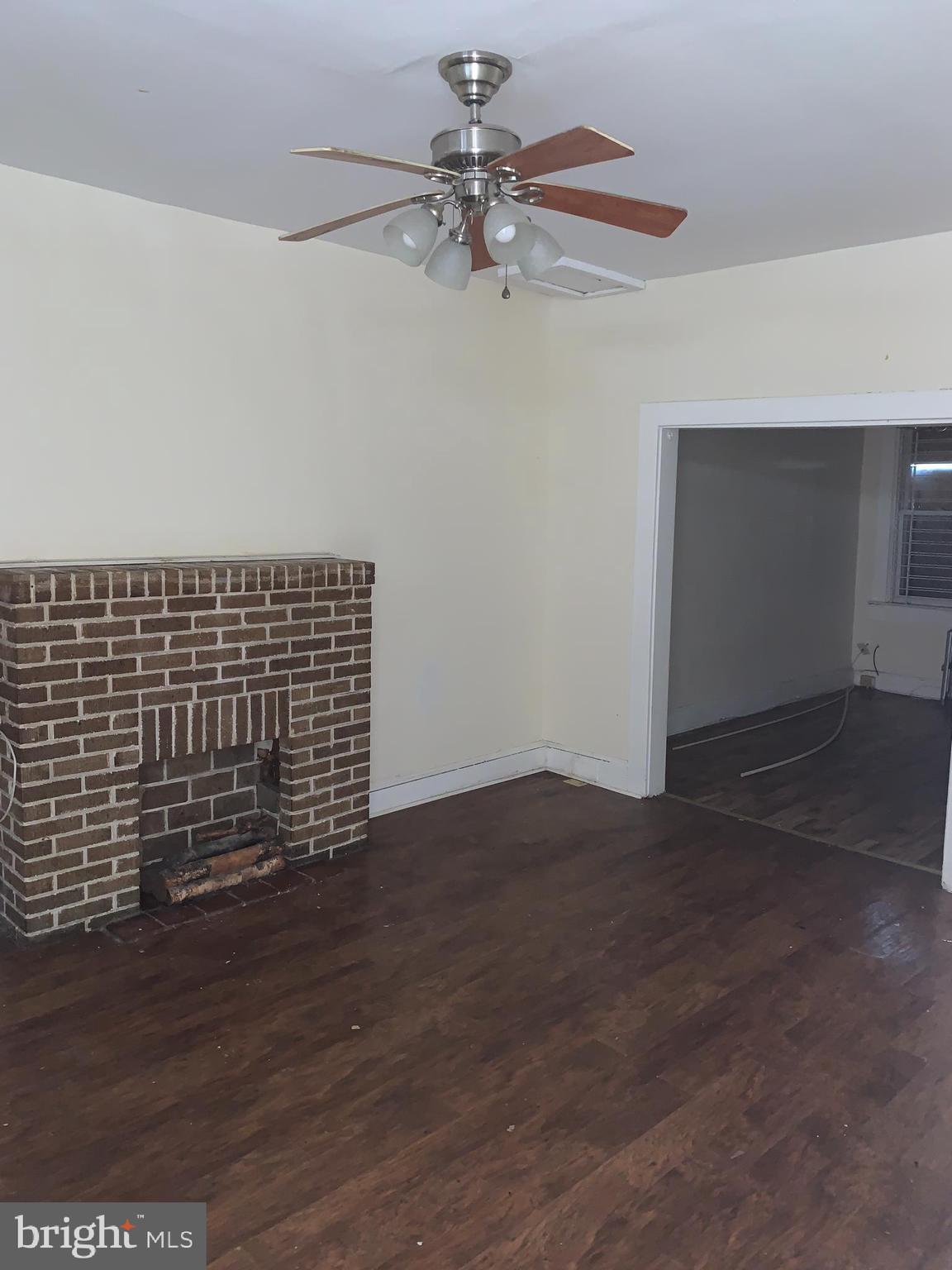 MAJOR PRICE DROP!
NOT AN AUCTION, NOT A SHORT SALE, NOT A BANK OWNED, NOT A FORECLOSURE, NOT WHOLESALING---QUICK AND EASY. BUYER TO PAY ALL TRANSFER AND RECORDING FEES. Roof within 5 yrs old. Near public transportation  and elementary school. Property may be eligible for Vacants to Values Booster Program - $10,000 incentive for properties that were subject to a City-issued Vacant Building Notice for at least one year prior to (a) rehabilitation of the property by a developer, or (b) sale of the property to a homebuyer who intends to renovate the property using an acquisition/rehabilitation loan.