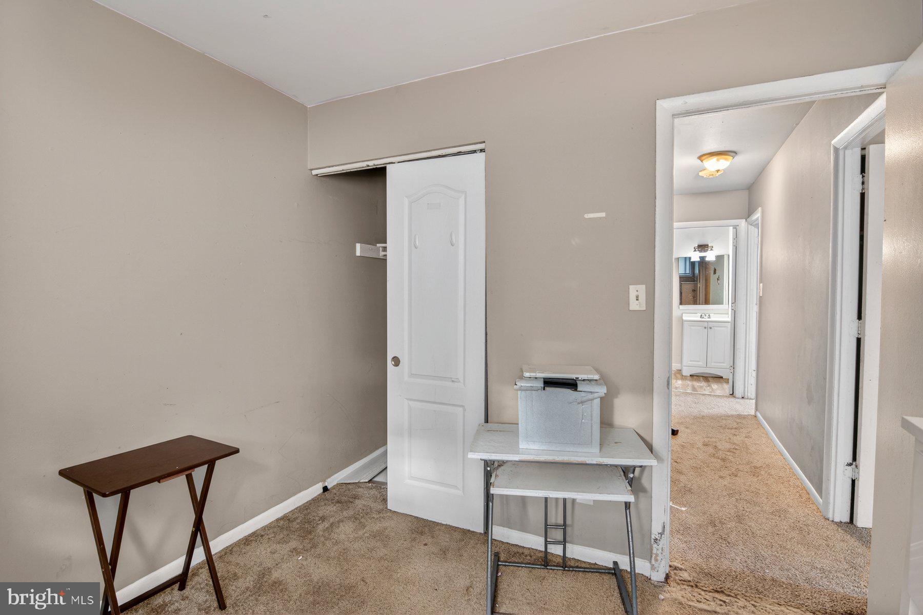 EDGEWATER VILLAGE - Residential