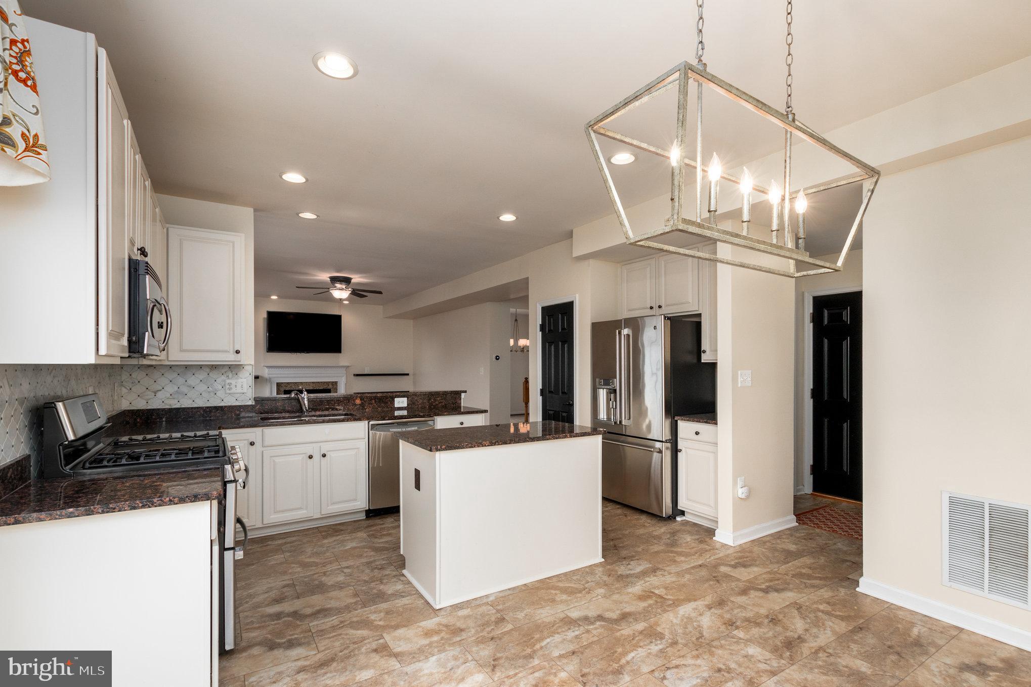 STAFFORD LAKES VILLAGE - Residential