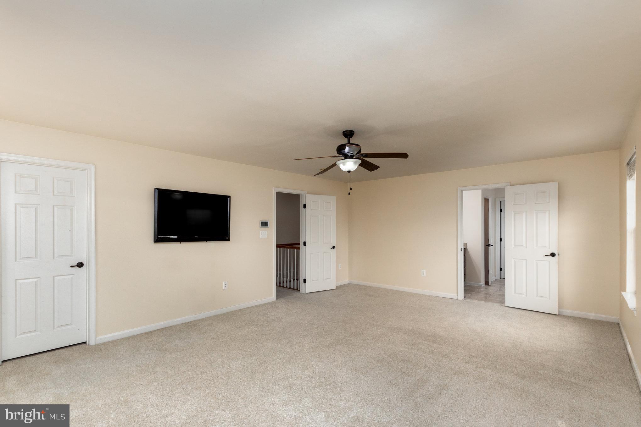 STAFFORD LAKES VILLAGE - Residential