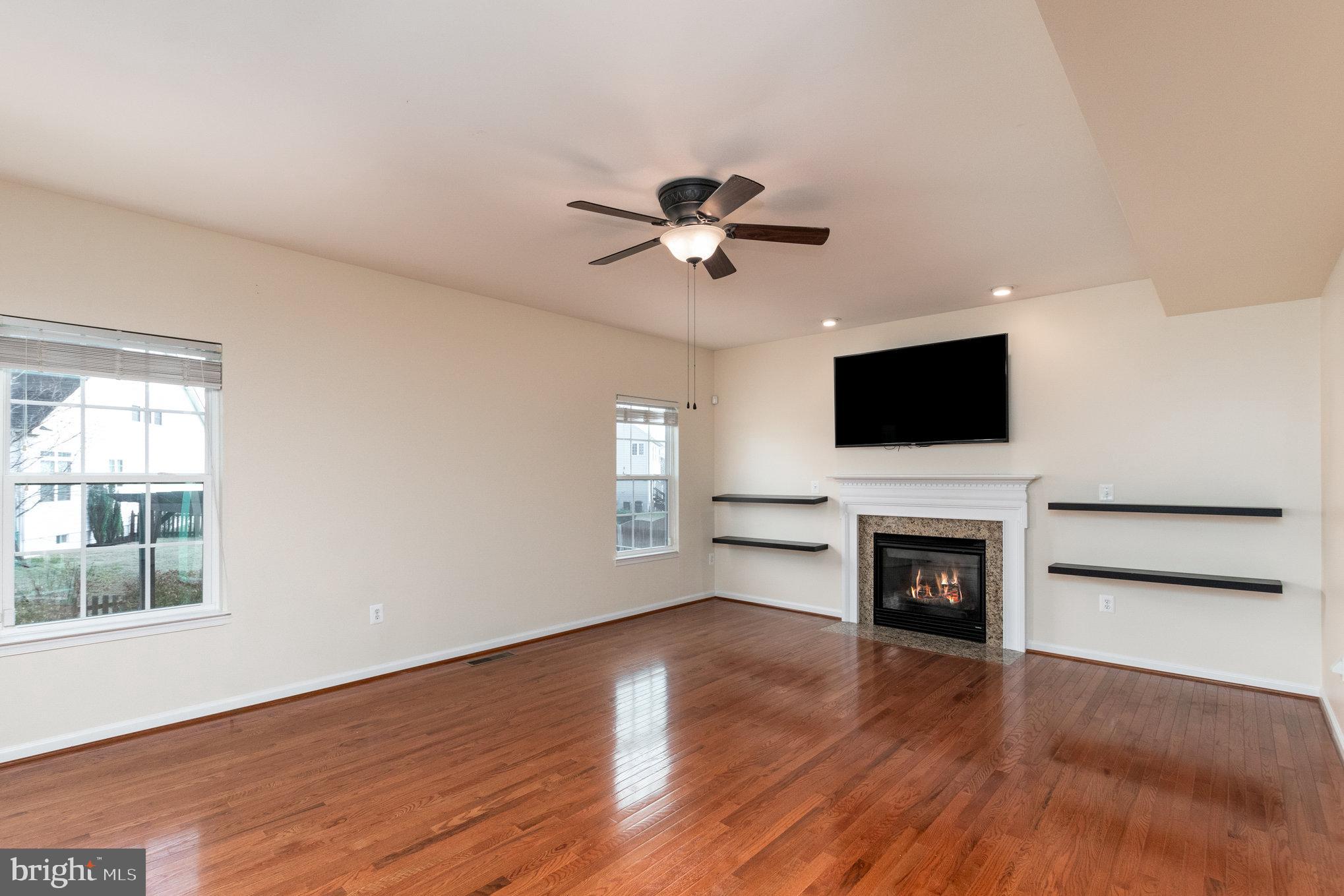 STAFFORD LAKES VILLAGE - Residential