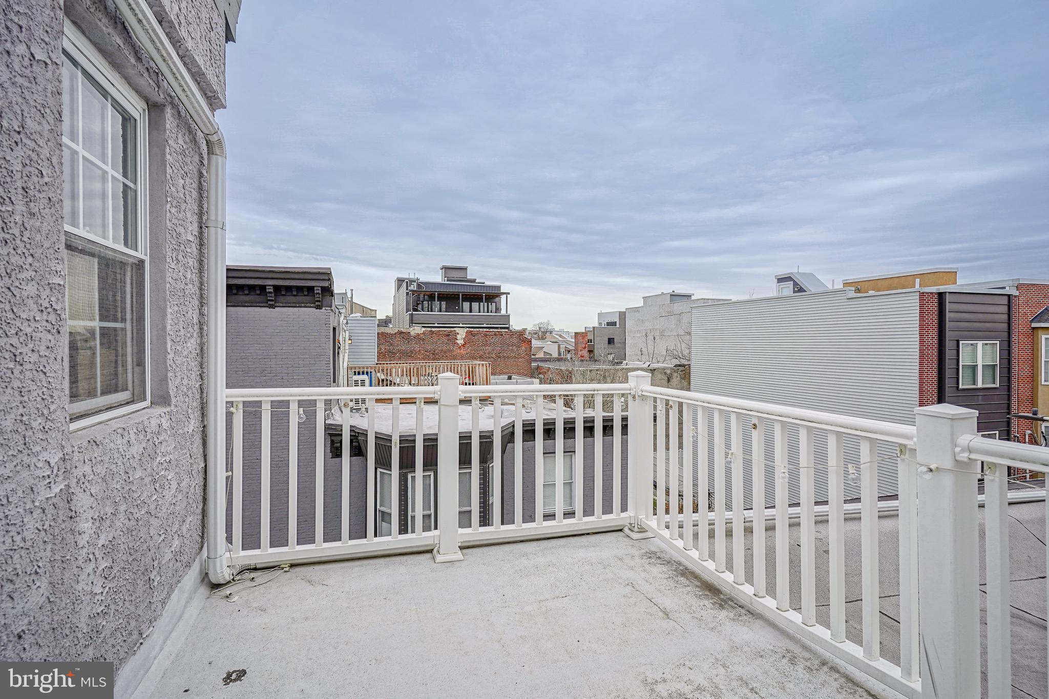FRANCISVILLE - Residential Income