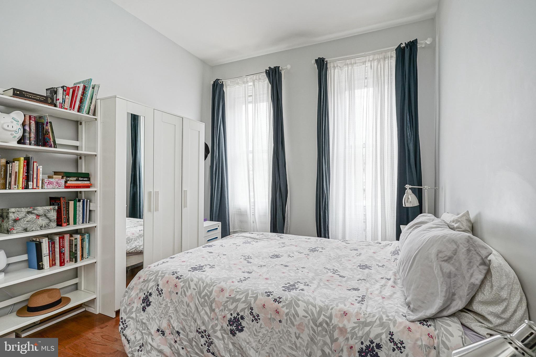 FRANCISVILLE - Residential Income