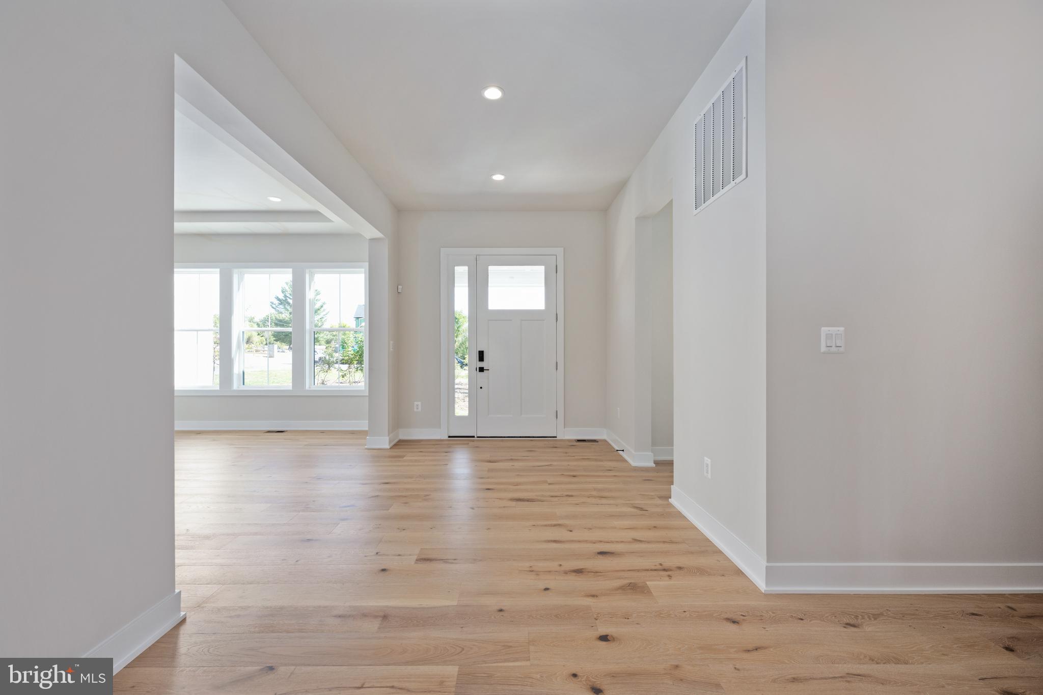PARKSIDE VILLAGE - Residential
