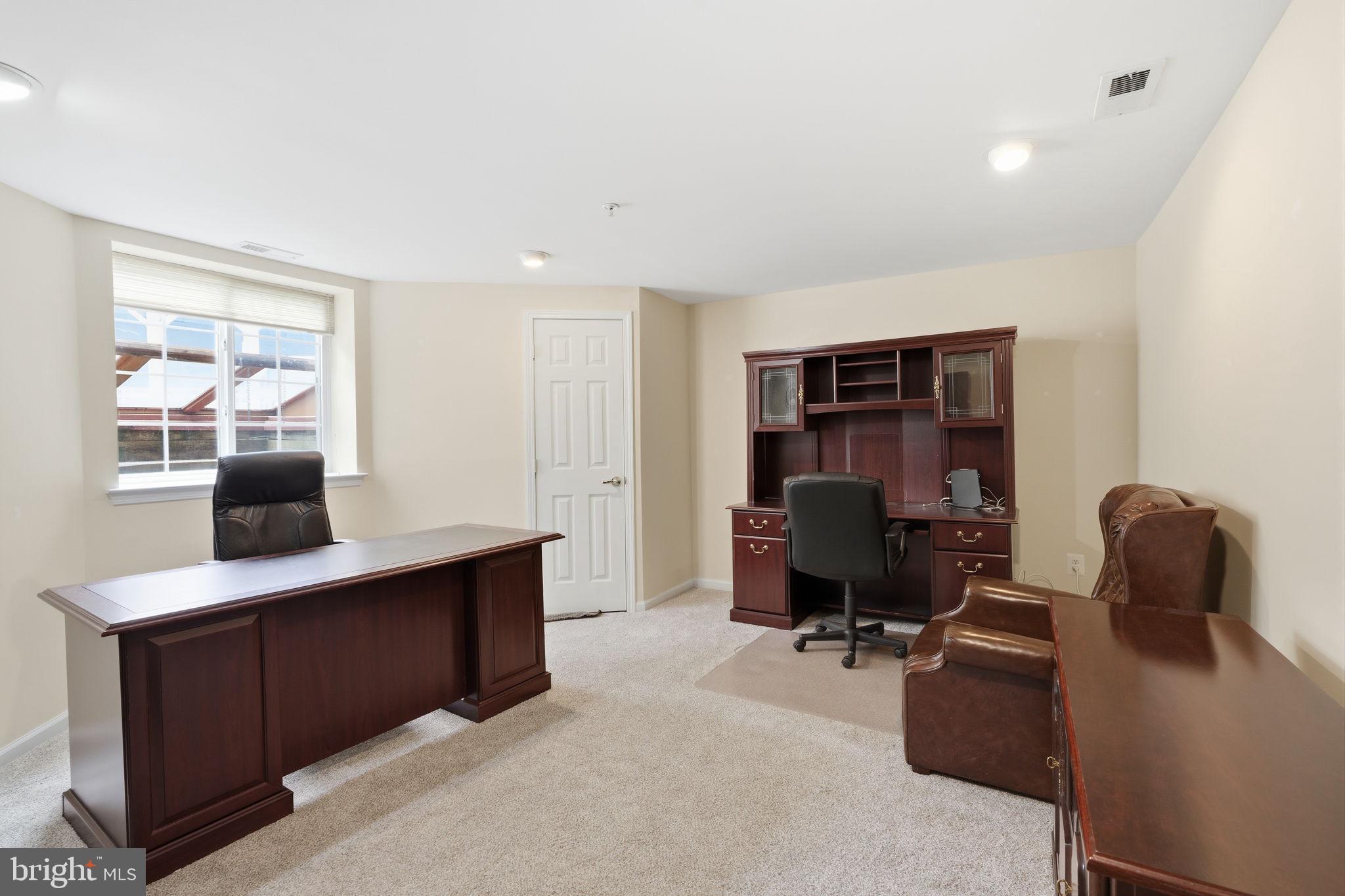 LAMPLIGHTER VILLAGE - Residential