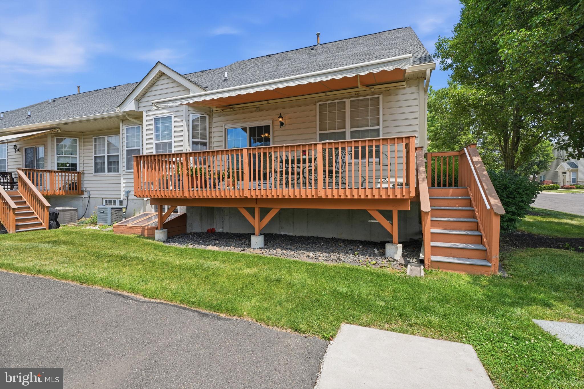 LAMPLIGHTER VILLAGE - Residential