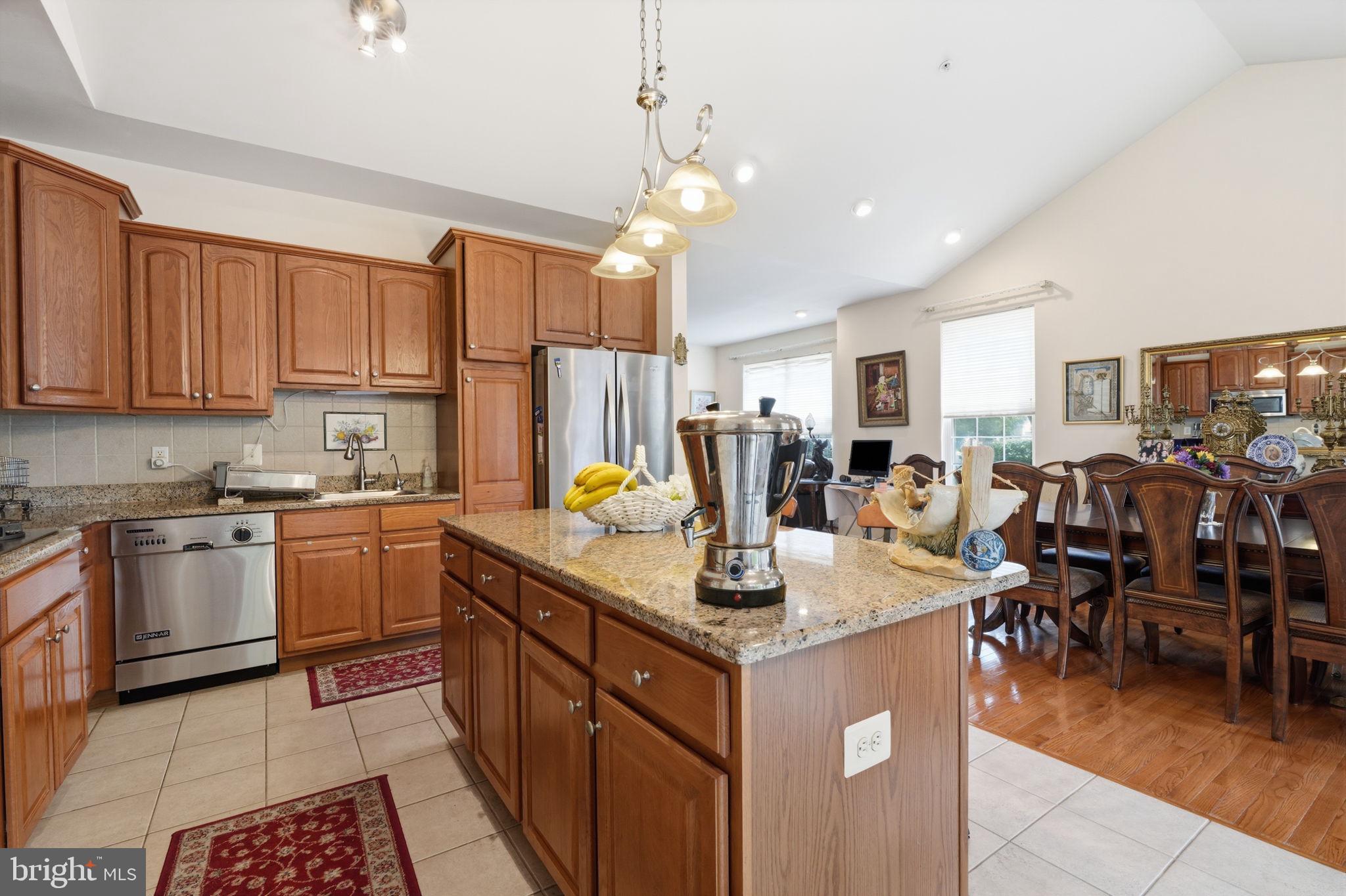 LAMPLIGHTER VILLAGE - Residential