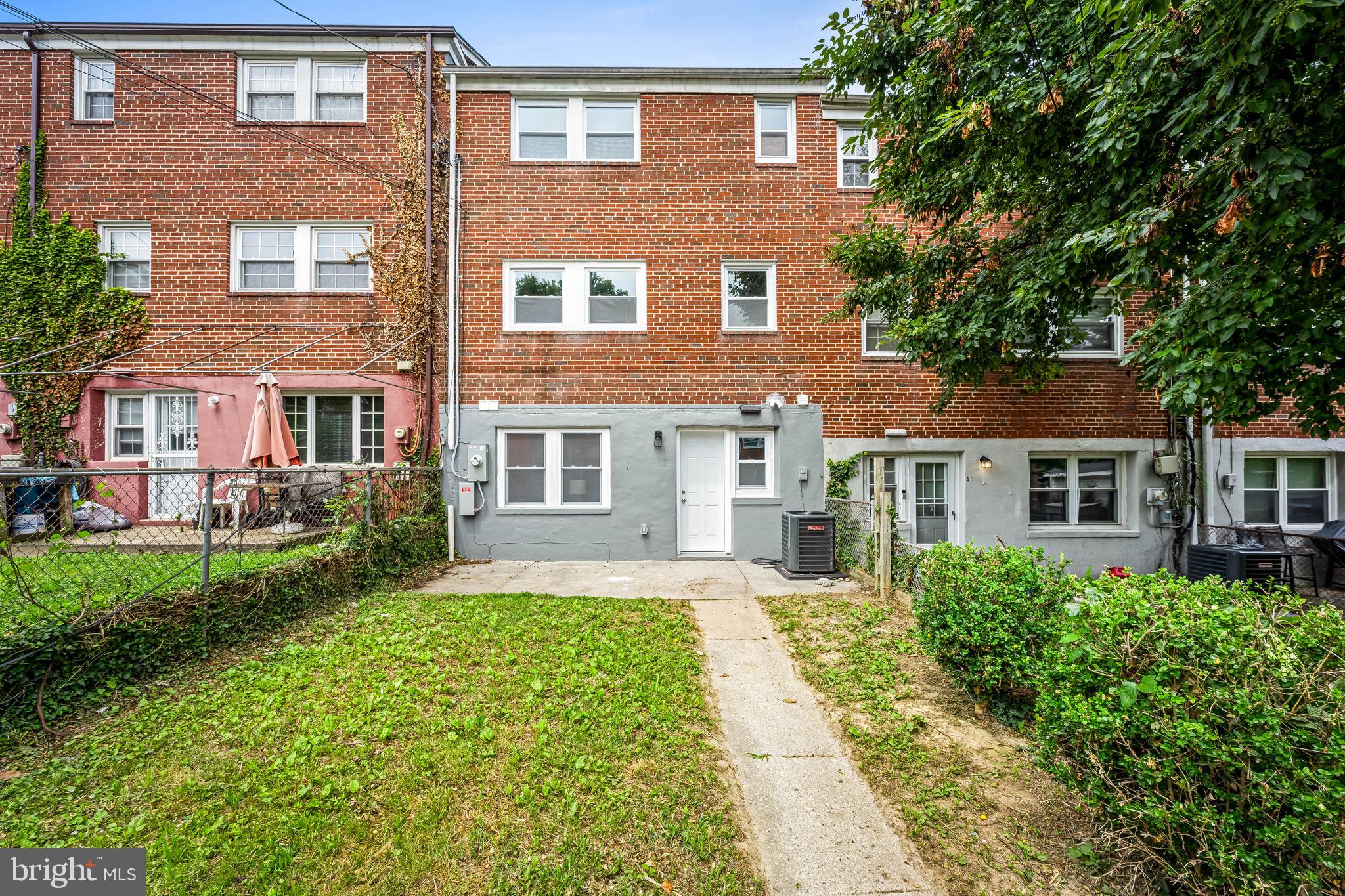 EDMONSON HEIGHTS - Residential